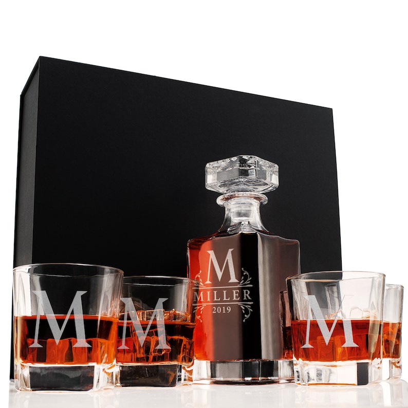 Whiskey Decanter Set Personalized Gifts for Him, Anniversary Gifts for Men, Wedding Gifts for Couples, Birthday Gift, Groomsmen Gifts image 10