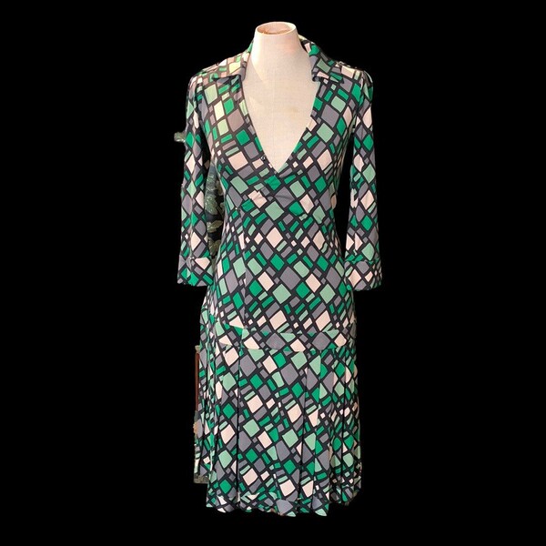 diane von furstenberg wrap dress how to tie
