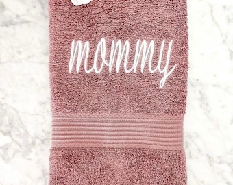 Monogrammed Bath Towel, Personalized Embroidery, 100% Cotton