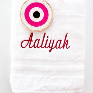 Monogram Bath Towel,customized/Embroidered,mother’s day,Grandma,Monogrammed Towel Personalized,hand towel, Custom washcloth/bath set,mom’s