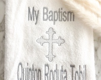 Toalla de bautizo personalizada: Regalo de bautizo bordado