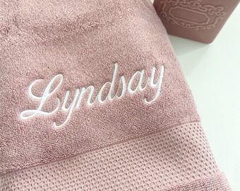 Monogram Bath Towel,customized/Embroidered,mother’s day,Monogrammed Towel Personalized,hand towel, Custom washcloth/bath set,Christmas gift