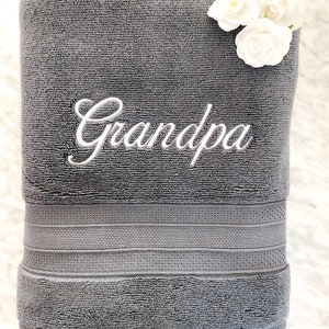 Embroidered Bath Towel: Personalized 100% Cotton, Monogram Gift