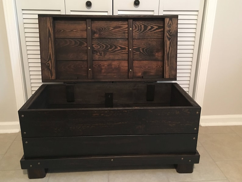 Hinged Wood trunk, coffee table image 1