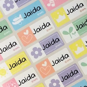 Autocollants personnalisés, étiquettes personnalisées, nom des enfants, étiquettes imperméables, autocollants de nom, autocollants mignons, étiquettes de biberon, étiquettes de tasse Happy Icon MEDIUM