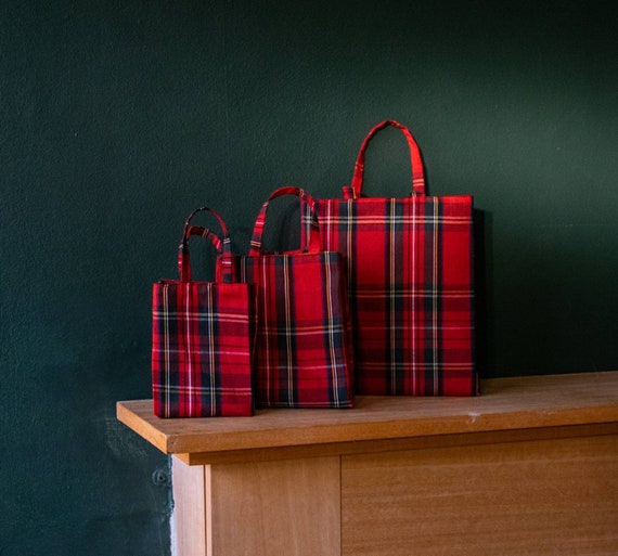 Set of 3 Christmas Gift Bags Red Fabric Gift Bags Etsy