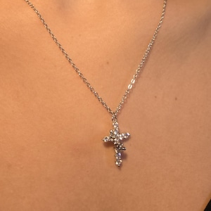 Collana con croce e corona - Argento