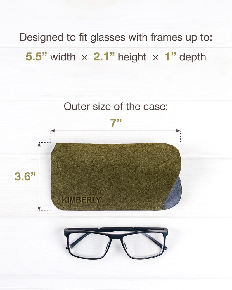 Peut inclure: Un &eacute;tui &agrave; lunettes vert olive avec le nom "KIMBERLY" en relief sur le devant. L'&eacute;tui est pr&eacute;sent&eacute; avec une paire de lunettes &agrave; monture noire. L'&eacute;tui mesure 17,78 cm de long et 9,14 cm de haut. Con&ccedil;u pour les lunettes avec des montures jusqu'&agrave; 13,97 cm de large x 5,33 cm de haut x 2,54 cm de profondeur.