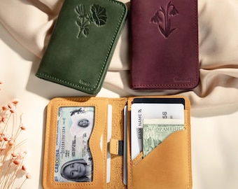 Personalized Leather Card Wallet with Birth Flower Engraving - Custom Gift for Mother&#39;s Day, Bridesmaids, Bachelorette Party, or Birthday