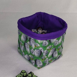 Unique Graveyard Pattern Drawstring Dice Bag, Spooky Gift for Tabletop Board Game Enthusiasts, Dnd Dice Storage