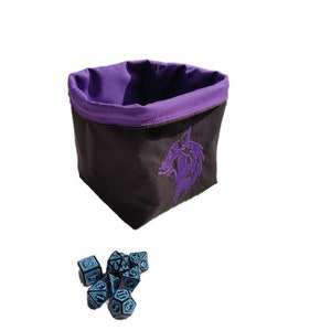 Embroidered Wolf Dice Bag: D&D Tabletop Gaming Pouch
