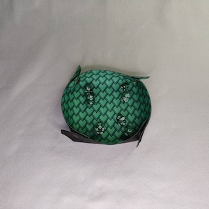 Dragonscales Dice Tray - Soft Neoprene Dice Tray - Fold-able Collapsible Tray - Portable Dice Tray - Lightweight Tray - Board Game Gift