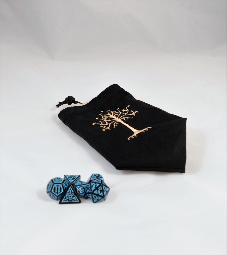 Reversible drawstring dice bag with toggle closure and square base. Ideal for D&D, board games, wargames. Features embroidered design and plain color side. Great gift for tabletop gamers