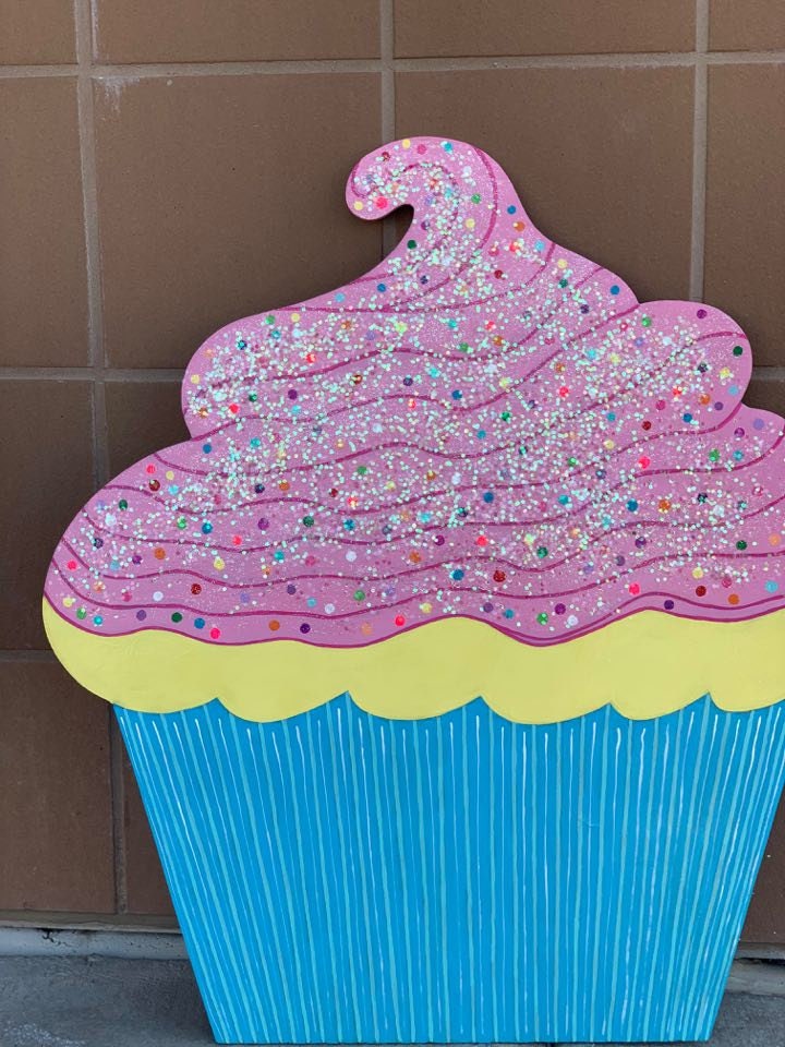 Cupcake Door Sign, Cupcake Birthday Sign, Cupcake Door Hanger, Happy ...