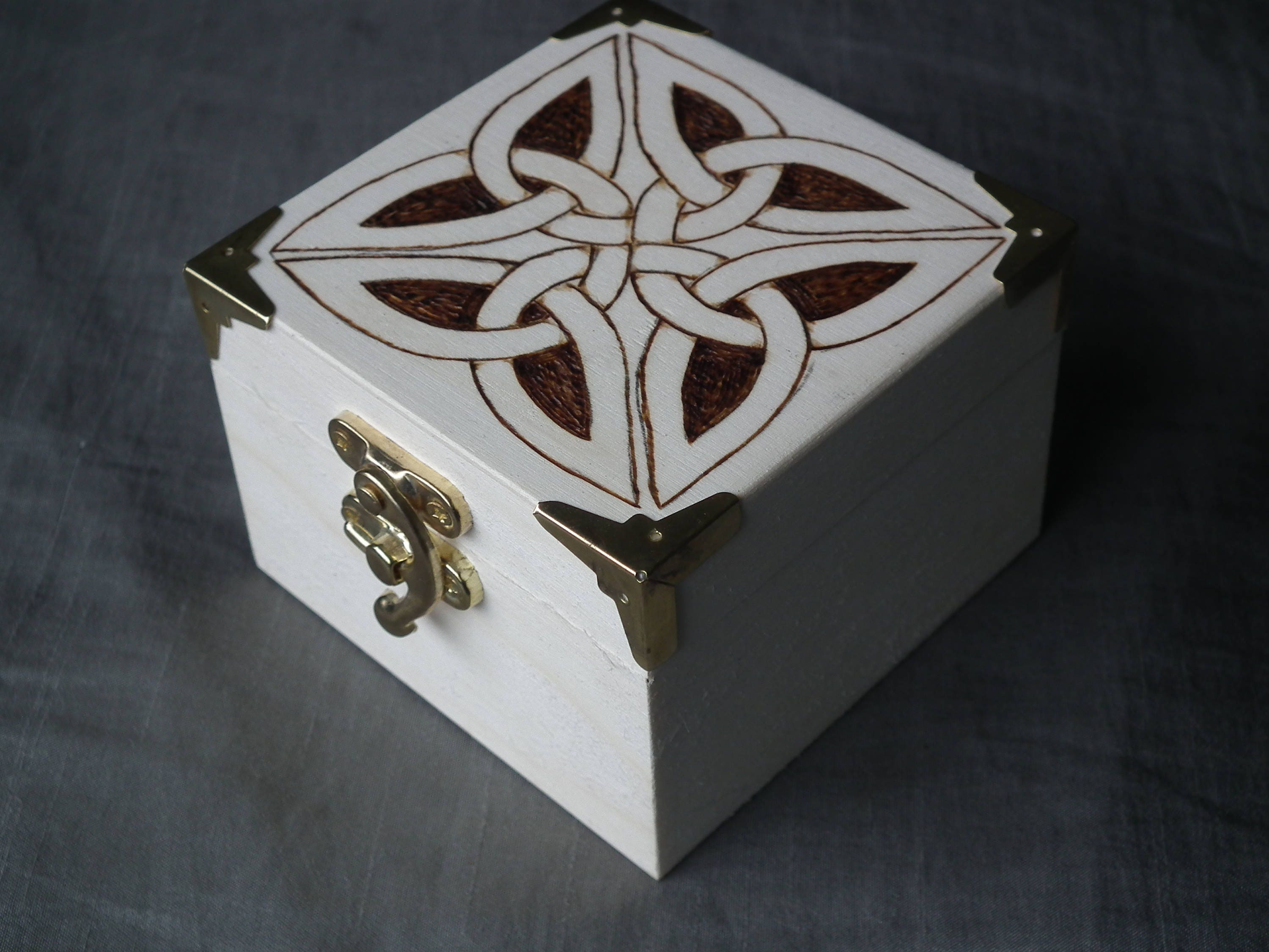 Wooden Celtic Knot Box Hand Engraved Pyrography Endless Etsy