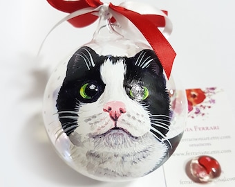 Hand painted custom cat ornament copy from photo. Personalized Christmas gifts for animal lovers. Crystal Christmas decorations, glass art.
