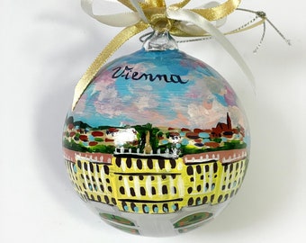 Vienna ornament, personalized travel souvenir with lettering, date or names. Unique gift from European capitals, ask me for your ball.