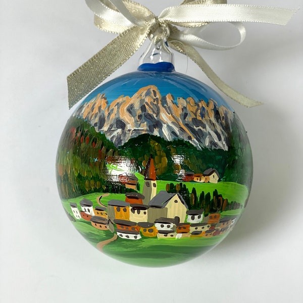 Italian Alps, Val di Funes. Personalized ornament with mountain village, gift for travelers, travel souvenir in Italy.