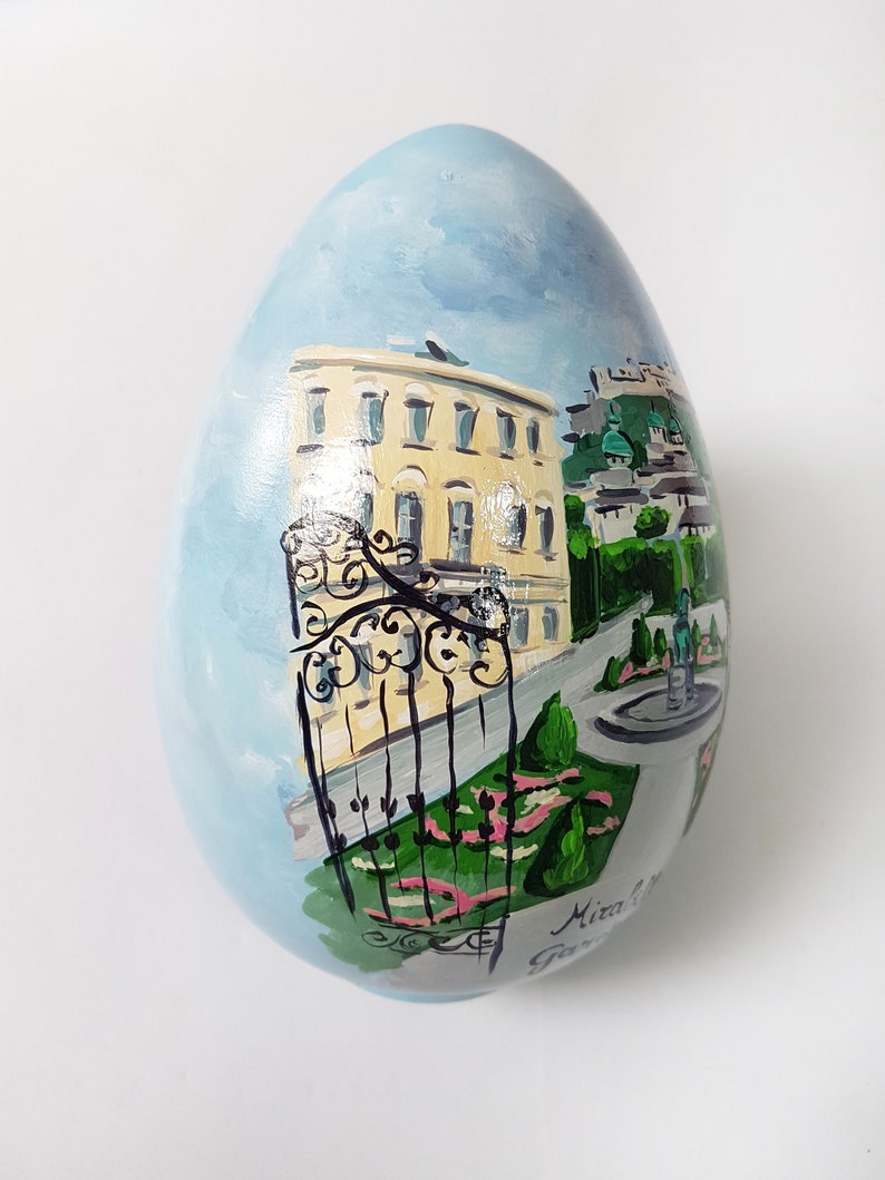 Uovo di ceramica decorato con città o paesaggio personalizzato. Oggetto originale e unico, regalo per amici speciali o per la tua collezione immagine 9