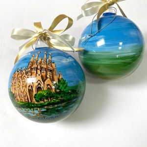 Barcelona Christmas ornament, Sagrada Familia. Hand painted personalized ornament, Spain souvenir, good gift for traveller friends. image 6