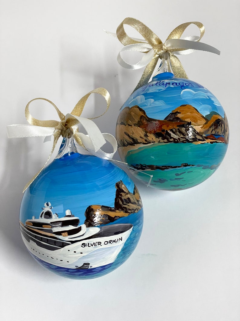 Galapagos Islands hand painted ornament, souvenir of your holidays. Handmade personalized gift for travellers, unique gifts. image 6