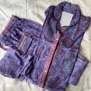 Vintage Sari Pyjamas Medium Luxury Loungewear Purple Swirls