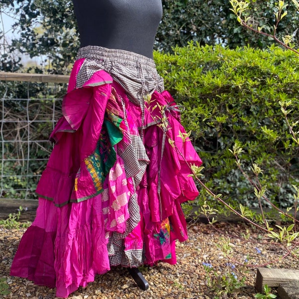 Tatiana 25 Yard Maxi Peasant Skirt Heavier Vintage Sari Vibrant Pink Black White Check Dance Skirt Pirate Bellydance Cottagecore Saloon Girl