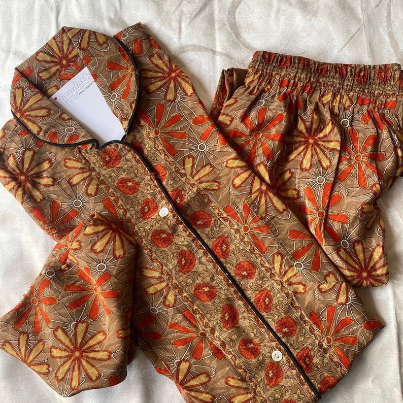 Vintage Sari Pyjamas Medium Luxury Loungewear Autumn Flower