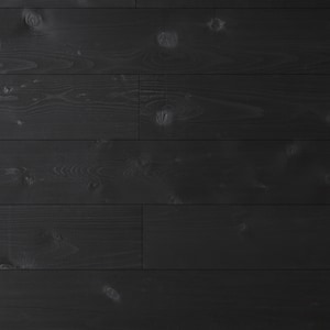 Puede incluir: Paneles de madera negra con un patr&oacute;n de veta horizontal. La madera tiene una textura nudosa natural.