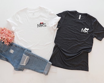 Mrs & Mr Camisa set, Mr and Mrs Pocket Size, disney wedding, disney novia, camisas de luna de miel de Disney, camisas disneymoon, pareja disney a juego