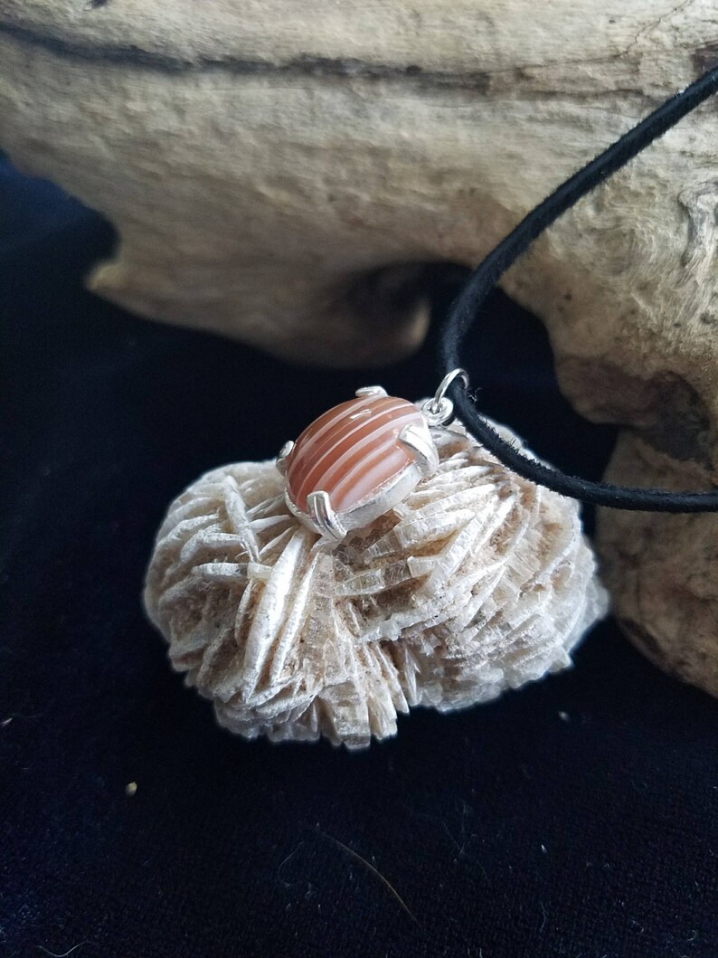 Agate cabachon pendant image 3