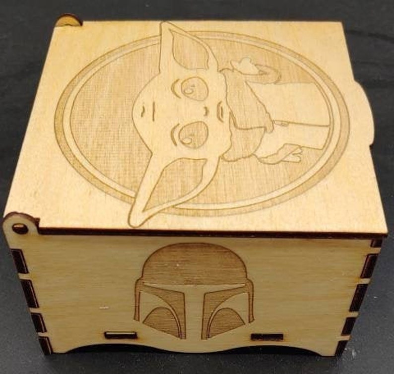 Boîtes sur le thème de Star Wars, découpées au laser et gravées sur bois image 9