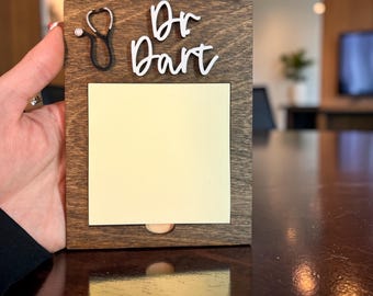 Porta blocco note in legno inciso personalizzato - Icona e nome professionali personalizzabili
