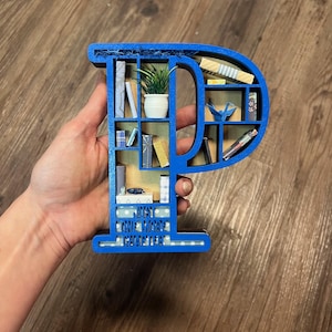 Benutzerdefinierte Alphabet Initial Buch Liebhaber Miniatur Bücherregal - Tolles Geschenk für Buch Nerd, Autor, Teenager oder Dekor für Book Nook Bild 13