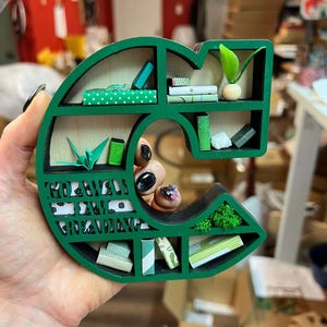Benutzerdefinierte Alphabet Initial Buch Liebhaber Miniatur Bücherregal - Tolles Geschenk für Buch Nerd, Autor, Teenager oder Dekor für Book Nook Bild 12