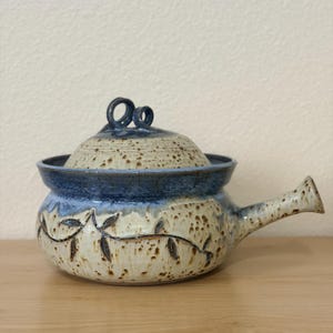 Large Vintage Studio Pottery Tureen with Lid | Handcrafted Stoneware Serving Bowl | Rustic Farmhouse | 8-Cup Covered Soup Tureen