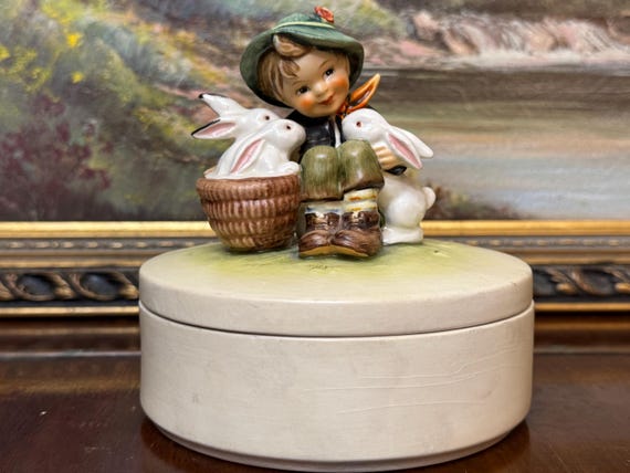 Vtg hummel goebel 14k - Gem Vtg hummel goebel 14k - Gem