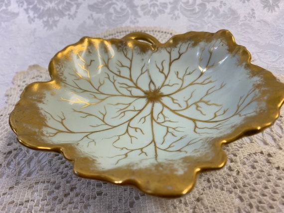 Vintage Leaf Shaped Porcelain Ring Dish, Trinket … - image 9