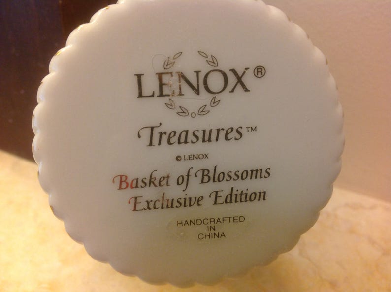 Vintage Lenox Treasures Basket of Blossoms Exclusive Edition Trinket Box