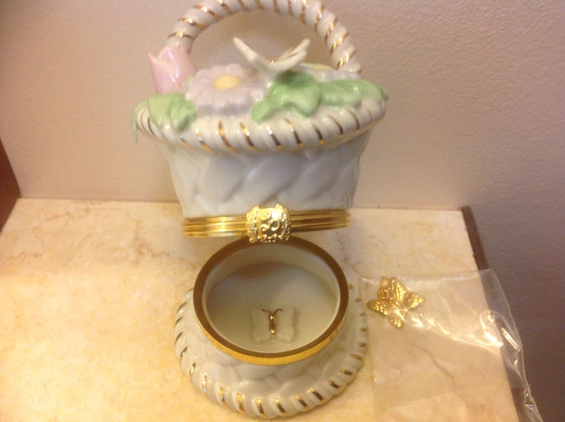 Vintage Lenox Treasures Basket of Blossoms Exclusive Edition Trinket Box