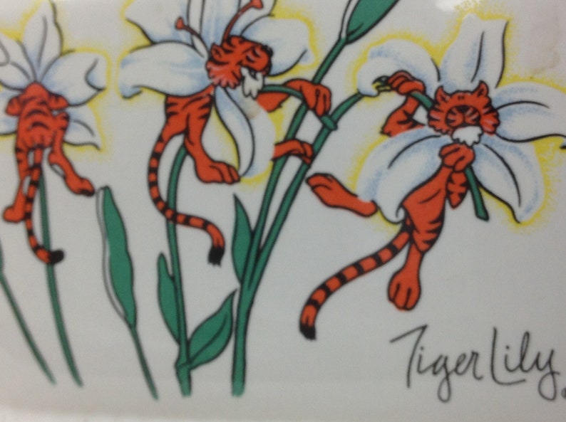 Petal Pets Tiger Lily Napkin Holder with Salt and Pepper Shakers