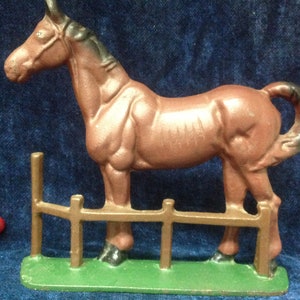 Vintage Cast Iron Horse and Fence Doorstop: Rustic Bookend