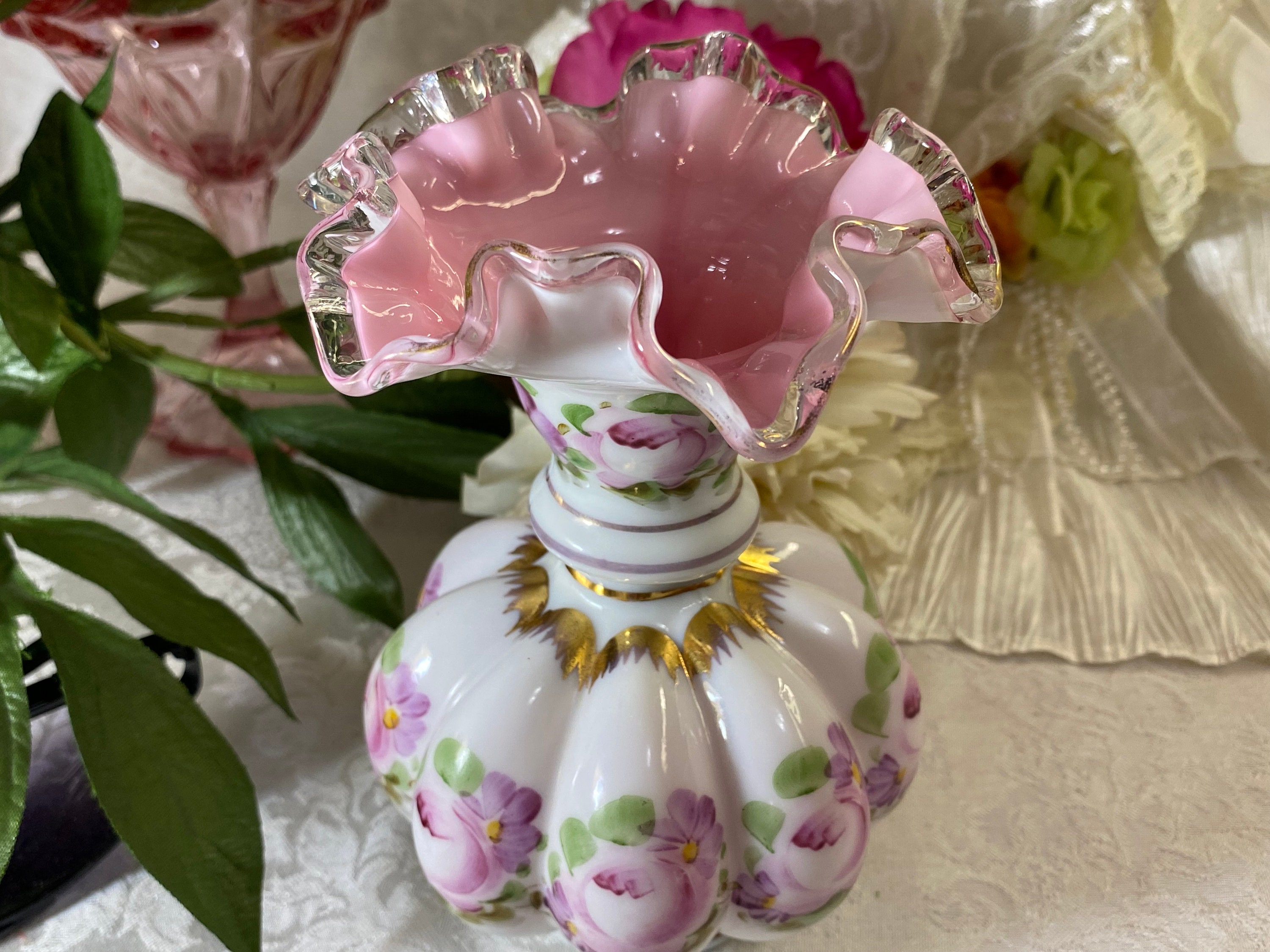 Fenton ローズクレスト メロンシェイプ ヴィンテージフラワーベース