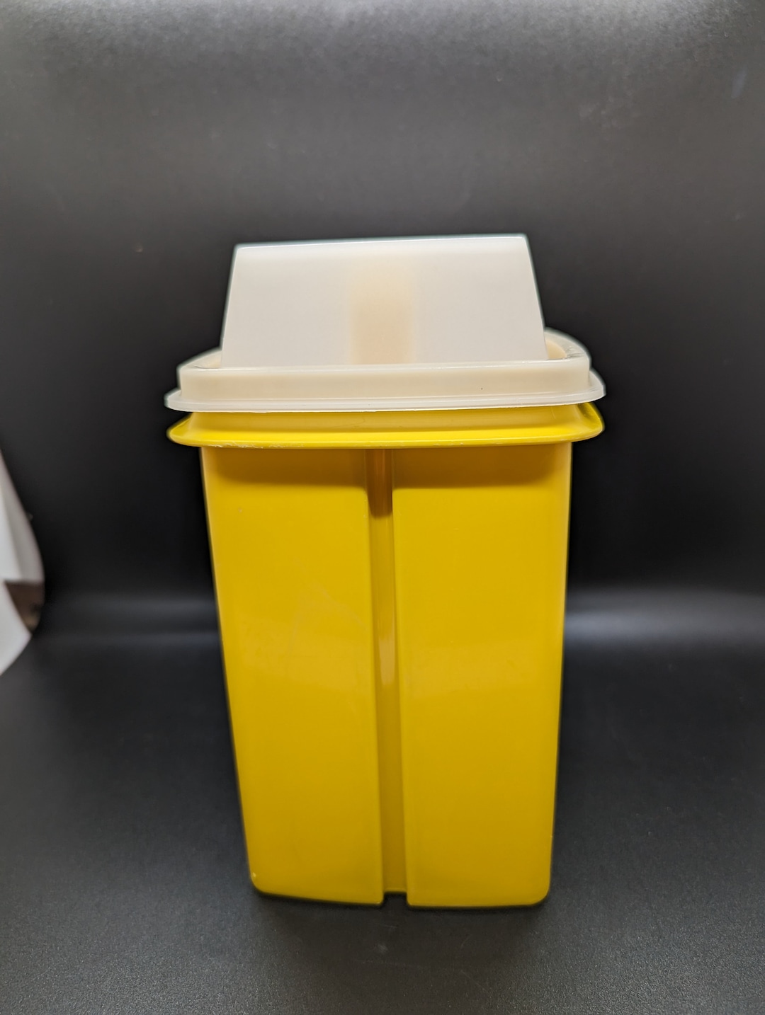 Vintage Tupperware Pickle Keeper, Pick-a-deli Container - Yellow