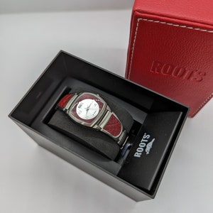 Vintage Roots Watch for Women / Girls image 4