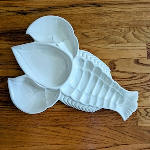 Calif. USA Pottery Large White Ceramic Divided Lobster Serving Dish, Vintage - California Pottery USA - Mid century Modern