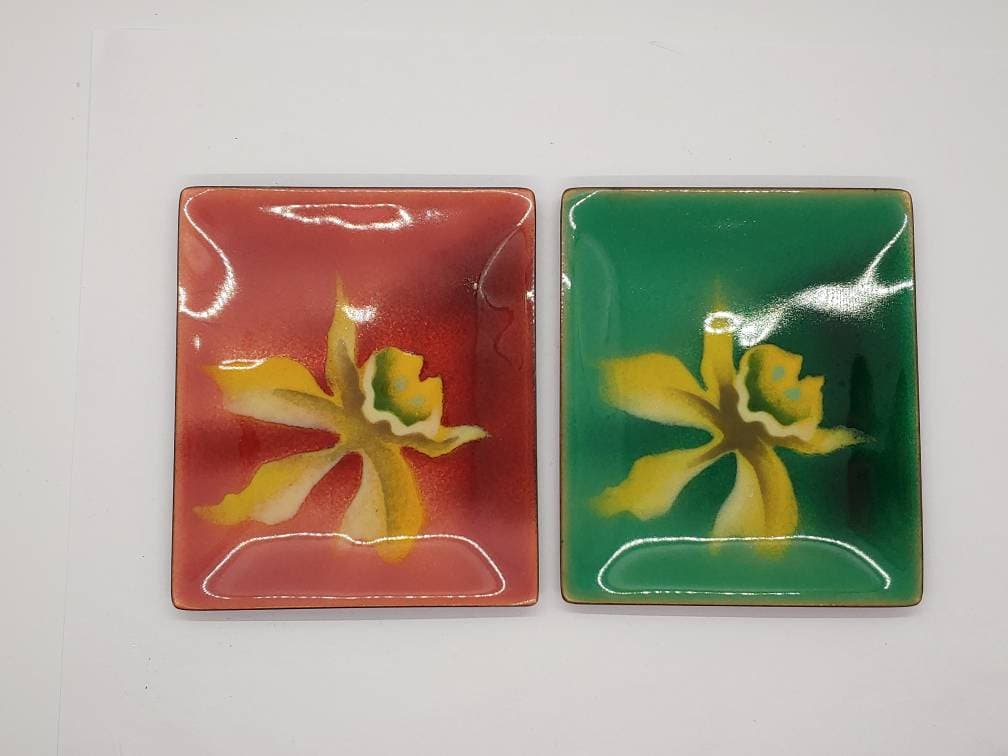 彩光社 七宝焼 胡蝶蘭柄 長方形 菓子皿 3枚セット 伝統工芸品 彩光社 七宝焼 胡蝶蘭柄 長方形 菓子皿 3枚セット 伝統工芸品 彩光社