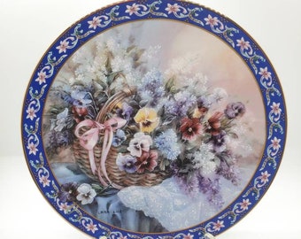 Vintage 1992 W L George Fine China Korb Blumensträuße 'Stiefmütterchen' von Lena Liu Sammelteller