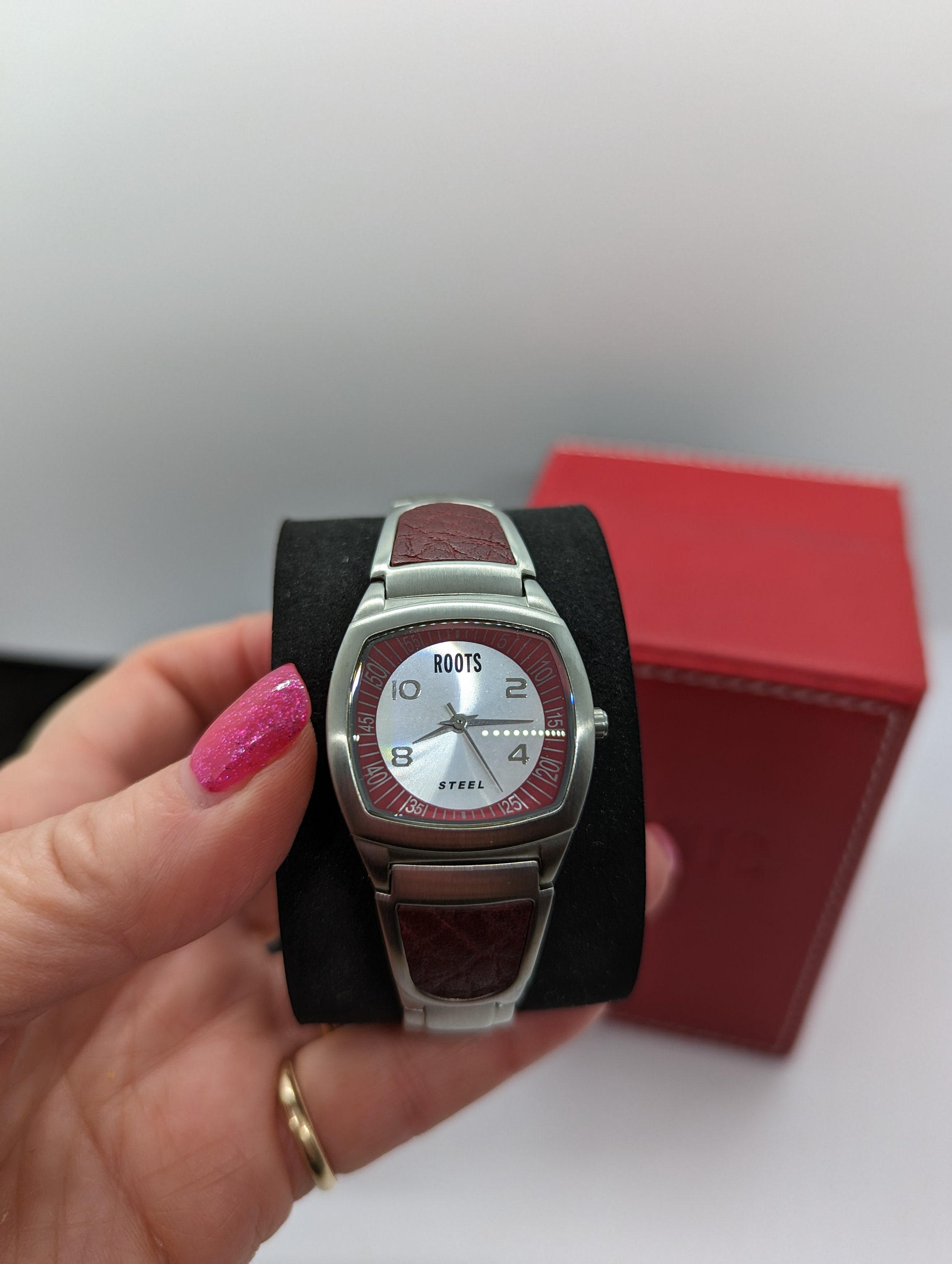 Roots women's watches canada sales