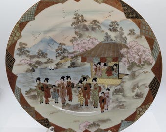 Plato antiguo de porcelana japonesa pintado a mano, tamaño mediano - década de 1900